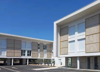 Location 83130 la-garde 22077