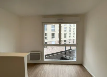 Location 76150 maromme 25187