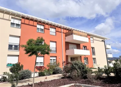Location 84300 cavaillon 9602
