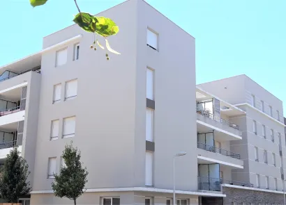 Location 84000 avignon 22174