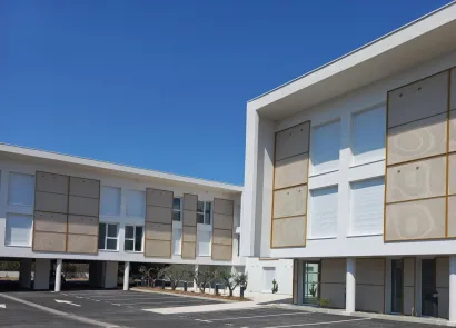 Location 83130 la-garde 22095