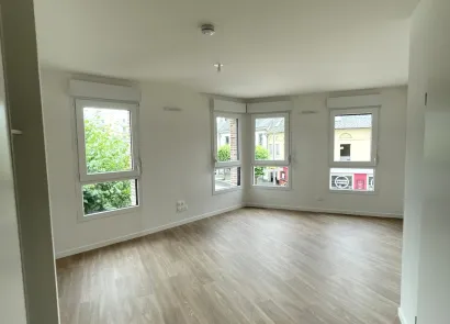 Location 76150 maromme 25254