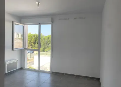 Location 83130 la-garde 22107