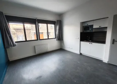 Location 51100 reims 23320