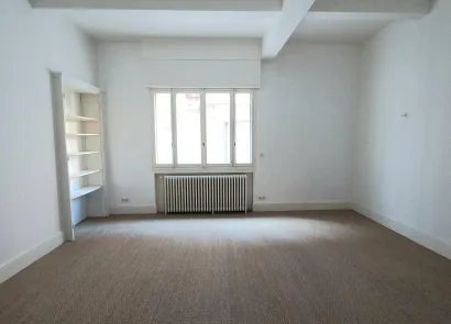 Location 84000 avignon 24959